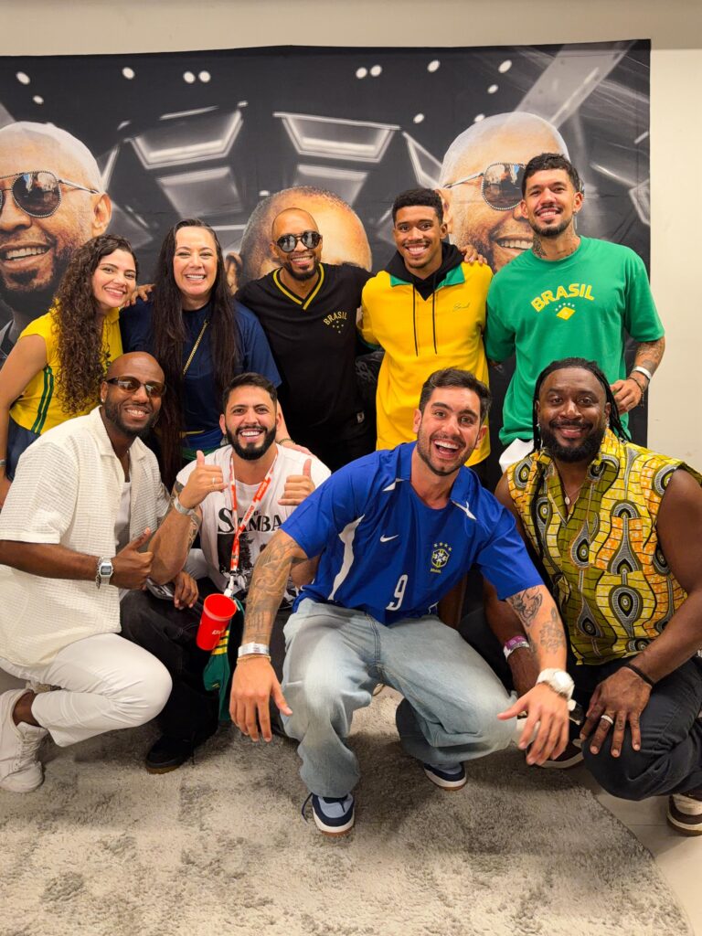 Andressa, Gis de Oliveira, Salgadinho, Thiago que TB é atleta, João, Luiz , Vinícius, Jovan, João e Skova